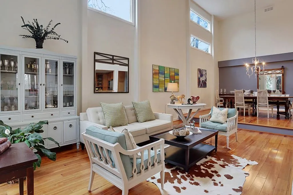 1615 Saddle Ridge Way, Sandy Springs, Georgia 30350, 4 Bedrooms Bedrooms, ,3 BathroomsBathrooms,Residential,Sold,1615 Saddle Ridge Way,6514507