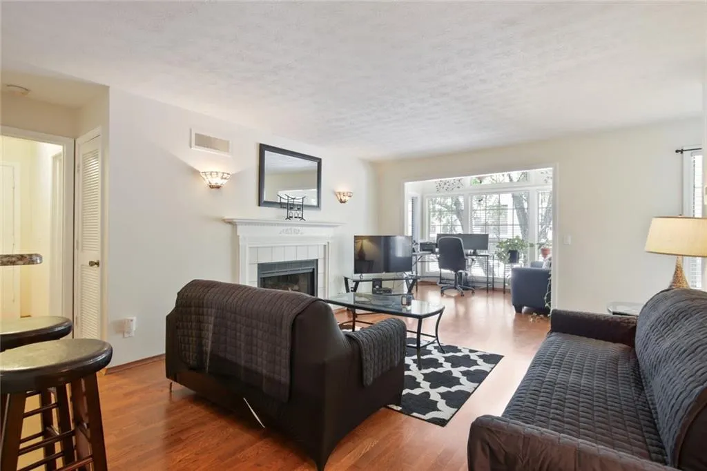 1305 Gettysburg Place Unit 1305, Sandy Springs, Georgia 30350, 2 Bedrooms Bedrooms, ,2 BathroomsBathrooms,Residential,Sold,1305 Gettysburg Place Unit 1305,6880959