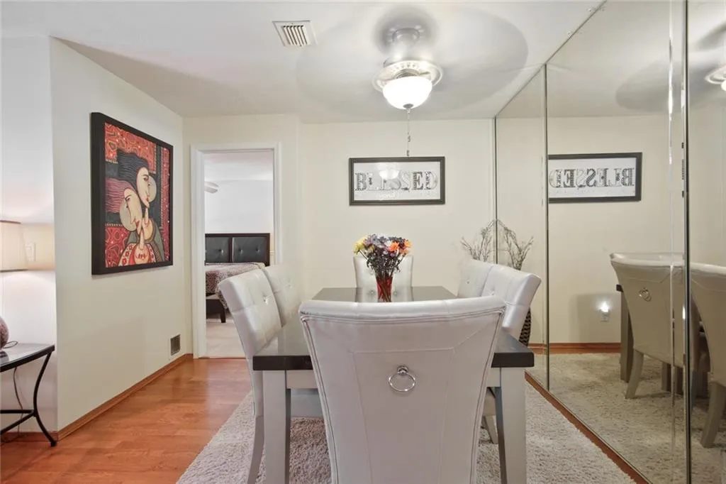 1305 Gettysburg Place Unit 1305, Sandy Springs, Georgia 30350, 2 Bedrooms Bedrooms, ,2 BathroomsBathrooms,Residential,Sold,1305 Gettysburg Place Unit 1305,6880959