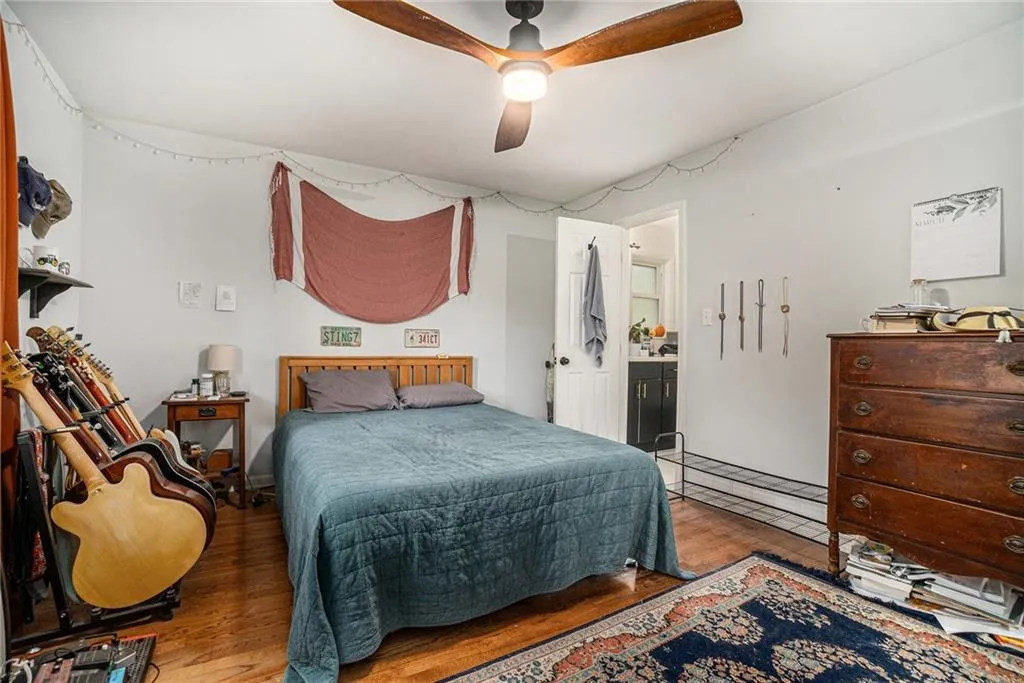 3510 Roswell Road Nw Unit H1, Atlanta, Georgia 30305, 2 Bedrooms Bedrooms, ,2 BathroomsBathrooms,Residential,For Sale,3510 Roswell Road Nw Unit H1,7617429