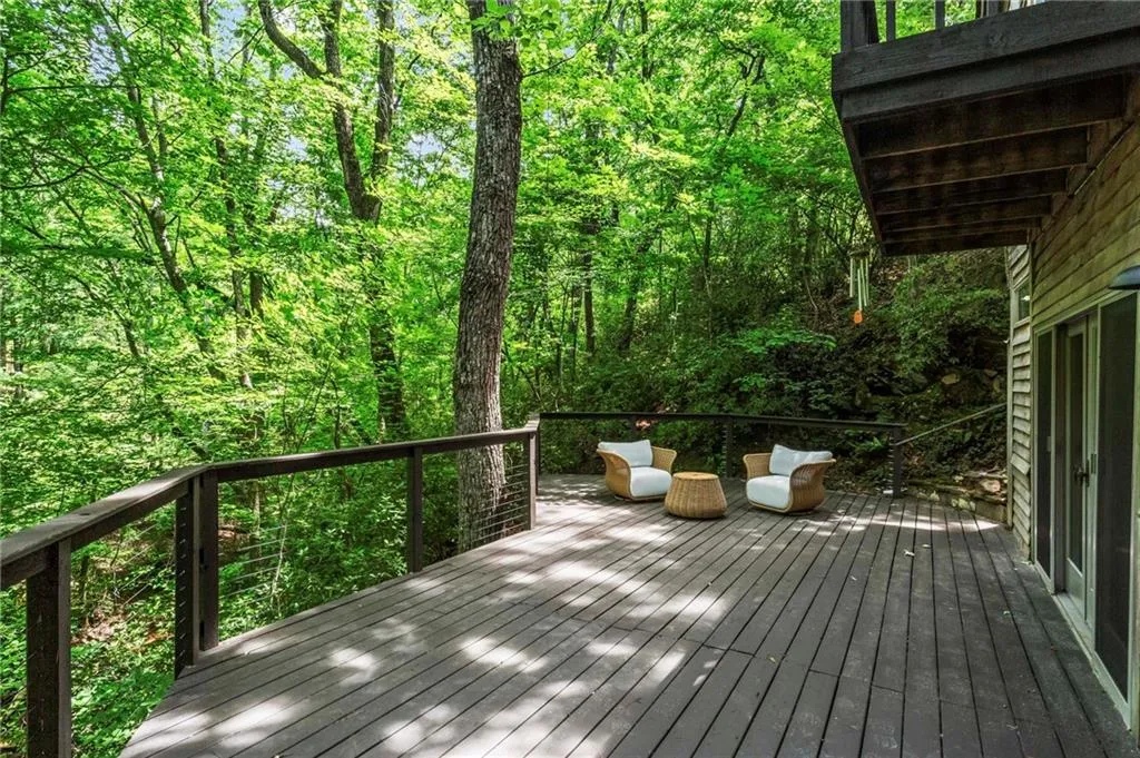 4787 Riverview Road Nw, Atlanta, Georgia 30327, 4 Bedrooms Bedrooms, ,3 BathroomsBathrooms,Residential,Sold,4787 Riverview Road Nw,7393173