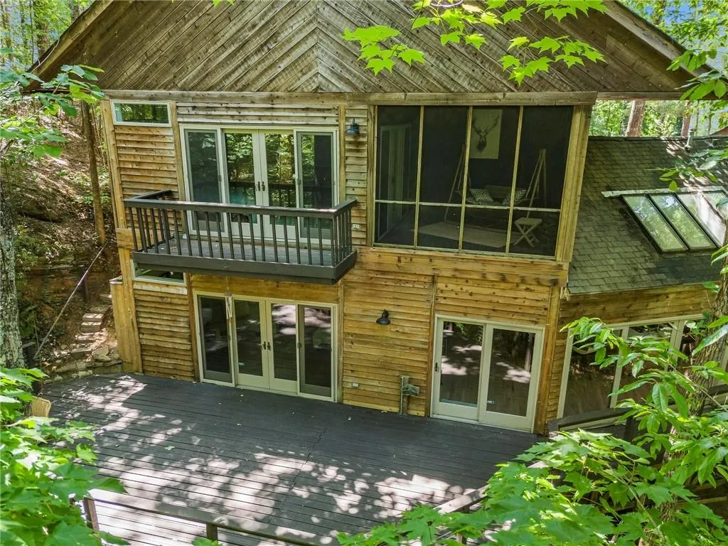 4787 Riverview Road Nw, Atlanta, Georgia 30327, 4 Bedrooms Bedrooms, ,3 BathroomsBathrooms,Residential,Sold,4787 Riverview Road Nw,7393173