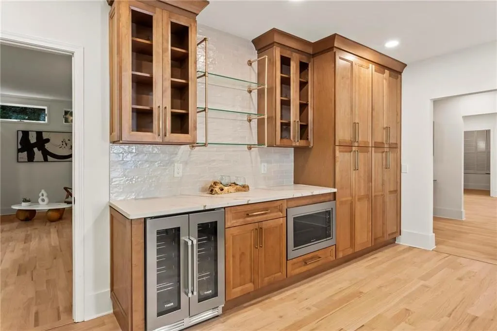 4787 Riverview Road Nw, Atlanta, Georgia 30327, 4 Bedrooms Bedrooms, ,3 BathroomsBathrooms,Residential,Sold,4787 Riverview Road Nw,7393173