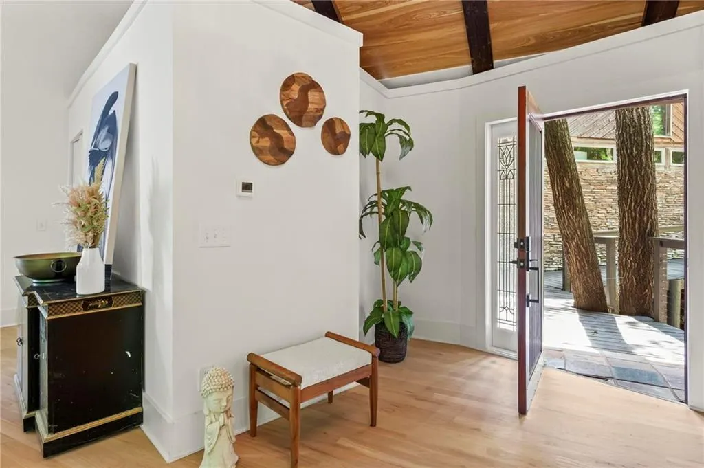 4787 Riverview Road Nw, Atlanta, Georgia 30327, 4 Bedrooms Bedrooms, ,3 BathroomsBathrooms,Residential,Sold,4787 Riverview Road Nw,7393173