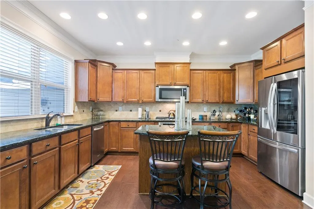 551 Sarabrook Place, Sandy Springs, Georgia 30342, 3 Bedrooms Bedrooms, ,3 BathroomsBathrooms,Residential,Sold,551 Sarabrook Place,7213601