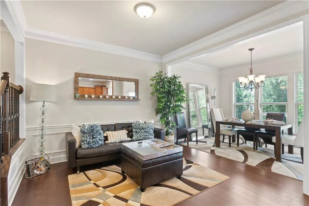 551 Sarabrook Place, Sandy Springs, Georgia 30342, 3 Bedrooms Bedrooms, ,3 BathroomsBathrooms,Residential,Sold,551 Sarabrook Place,7213601
