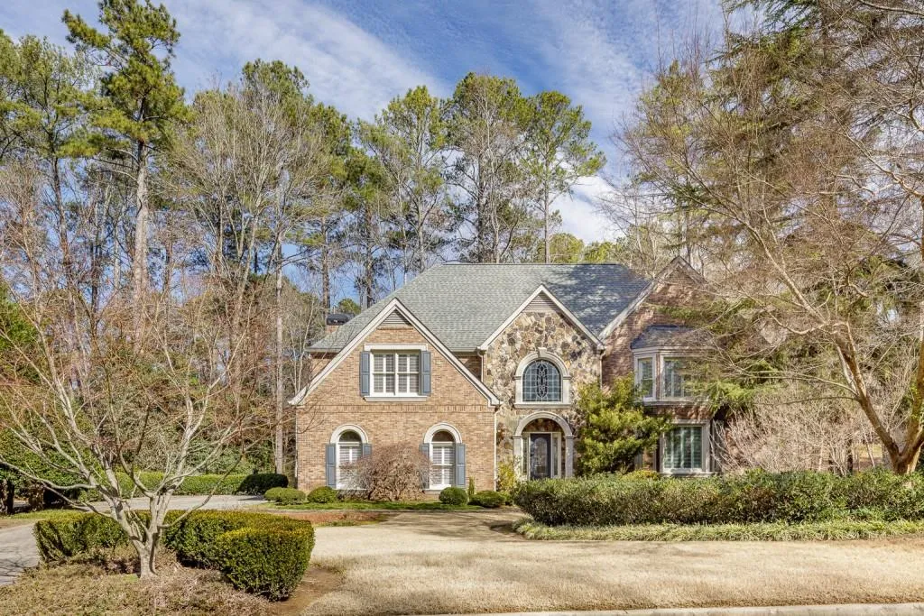 170 Wing Mill Road, Sandy Springs, Georgia 30350, 5 Bedrooms Bedrooms, ,4 BathroomsBathrooms,Residential,Sold,170 Wing Mill Road,6847583
