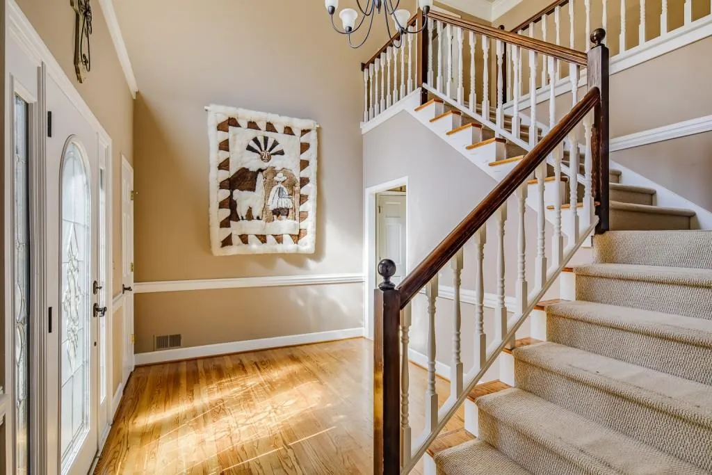 170 Wing Mill Road, Sandy Springs, Georgia 30350, 5 Bedrooms Bedrooms, ,4 BathroomsBathrooms,Residential,Sold,170 Wing Mill Road,6847583