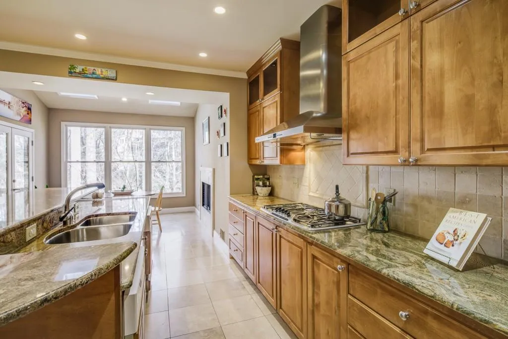 170 Wing Mill Road, Sandy Springs, Georgia 30350, 5 Bedrooms Bedrooms, ,4 BathroomsBathrooms,Residential,Sold,170 Wing Mill Road,6847583