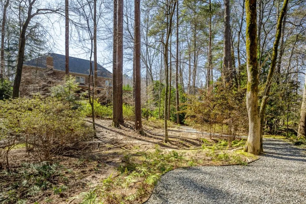 170 Wing Mill Road, Sandy Springs, Georgia 30350, 5 Bedrooms Bedrooms, ,4 BathroomsBathrooms,Residential,Sold,170 Wing Mill Road,6847583