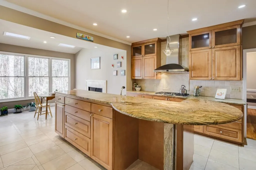 170 Wing Mill Road, Sandy Springs, Georgia 30350, 5 Bedrooms Bedrooms, ,4 BathroomsBathrooms,Residential,Sold,170 Wing Mill Road,6847583
