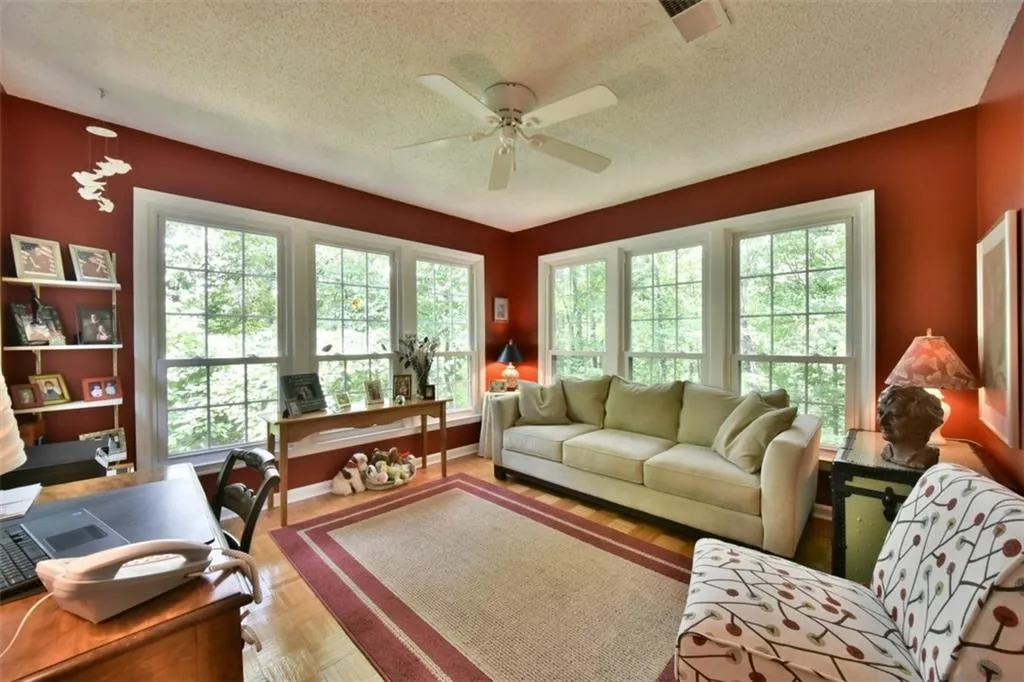 204 Bainbridge Drive, Sandy Springs, Georgia 30327, 1 Bedroom Bedrooms, ,1 BathroomBathrooms,Residential,Sold,204 Bainbridge Drive,5719223