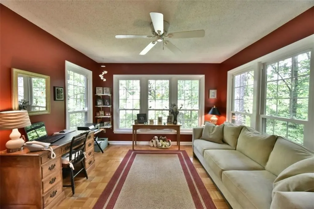 204 Bainbridge Drive, Sandy Springs, Georgia 30327, 1 Bedroom Bedrooms, ,1 BathroomBathrooms,Residential,Sold,204 Bainbridge Drive,5719223
