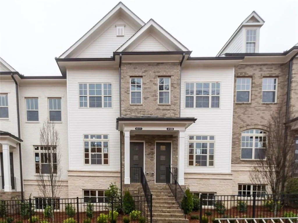 4111 Township Parkway, Atlanta, Georgia 30342, 2 Bedrooms Bedrooms, ,2 BathroomsBathrooms,Residential,Sold,4111 Township Parkway,5812464