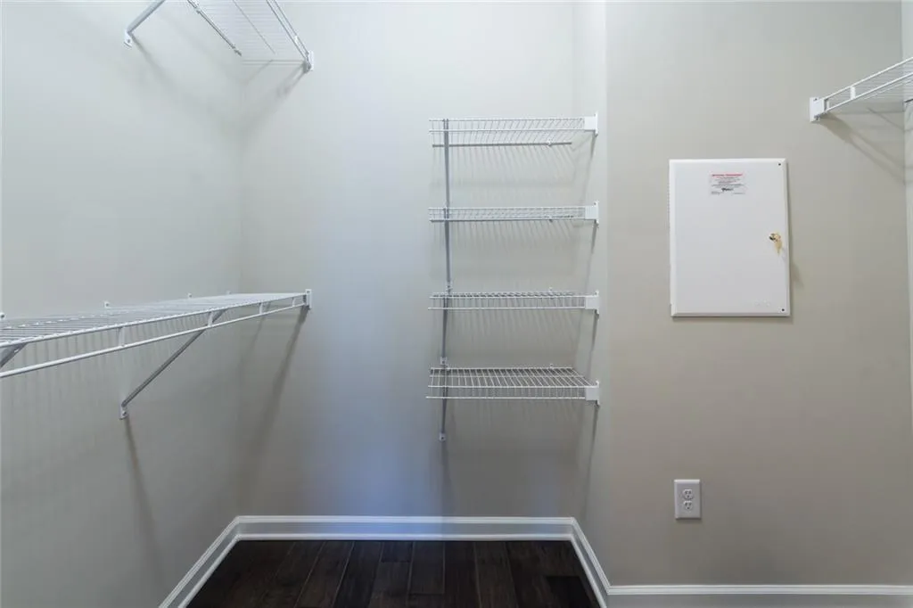 4111 Township Parkway, Atlanta, Georgia 30342, 2 Bedrooms Bedrooms, ,2 BathroomsBathrooms,Residential,Sold,4111 Township Parkway,5812464