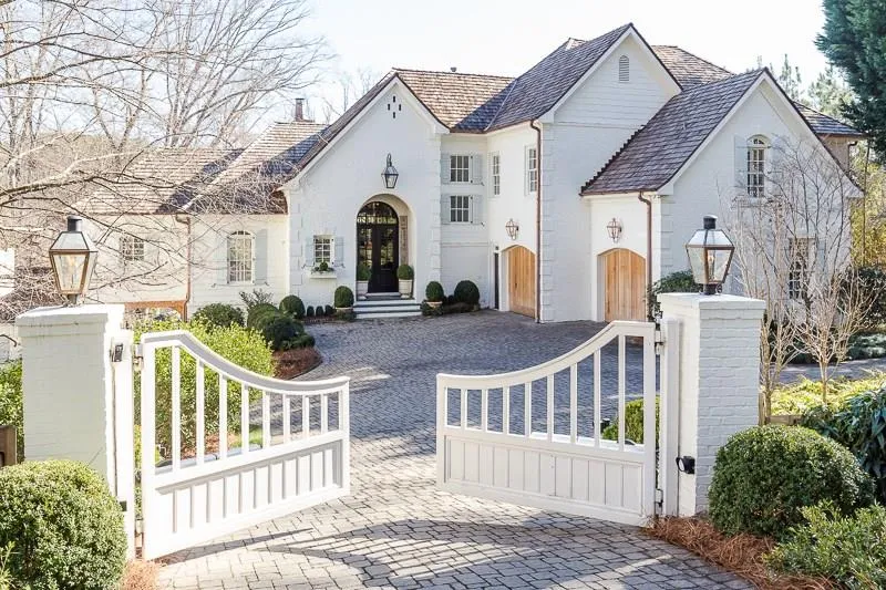 5067 Green Pine Drive, Atlanta, Georgia 30342, 7 Bedrooms Bedrooms, ,6 BathroomsBathrooms,Residential,Sold,5067 Green Pine Drive,6128134