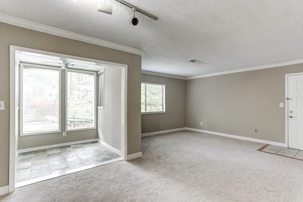 2004 Wingate Way, Sandy Springs, Georgia 30350, 1 Bedroom Bedrooms, ,1 BathroomBathrooms,Residential,Sold,2004 Wingate Way,6540238