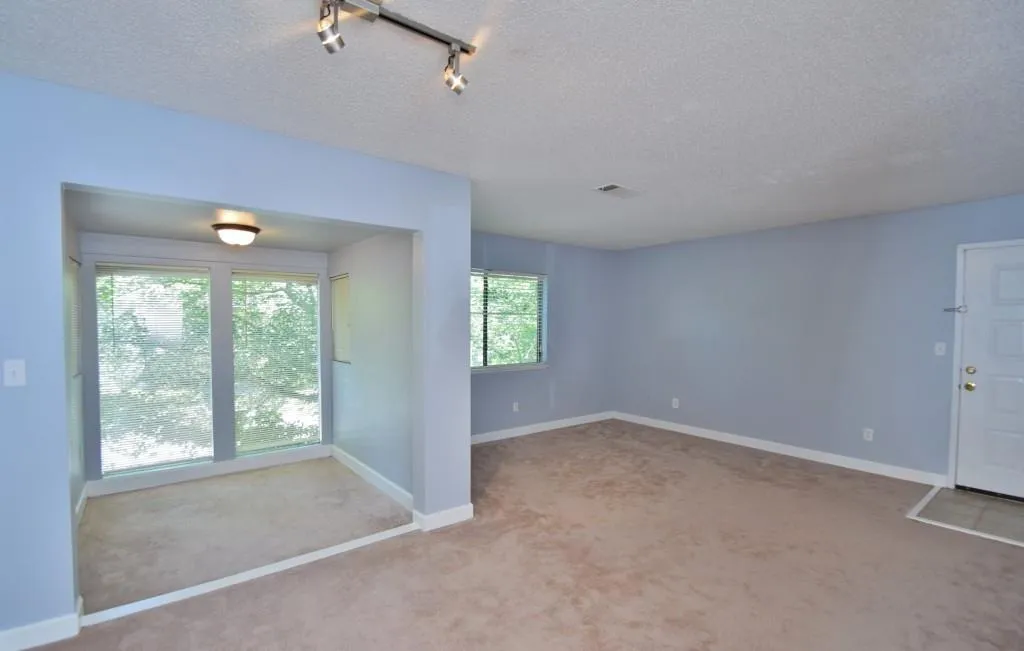 1606 Wingate Way Unit 1606, Sandy Springs, Georgia 30350, 1 Bedroom Bedrooms, ,1 BathroomBathrooms,Residential,Sold,1606 Wingate Way Unit 1606,6024226