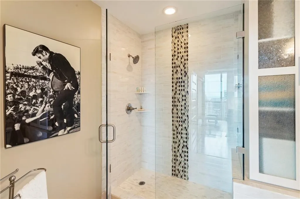 1080 Peachtree Street Ne Unit 3213, Atlanta, Georgia 30309, 2 Bedrooms Bedrooms, ,2 BathroomsBathrooms,Residential,For Sale,1080 Peachtree Street Ne Unit 3213,7556886