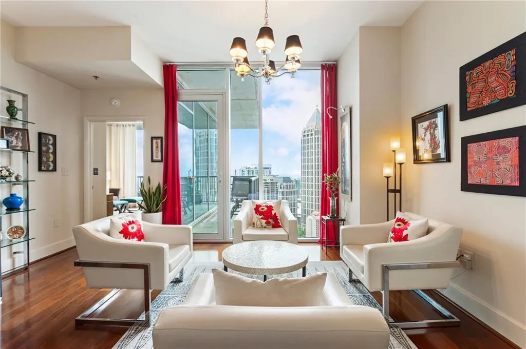 1080 Peachtree Street Ne Unit 3213, Atlanta, Georgia 30309, 2 Bedrooms Bedrooms, ,2 BathroomsBathrooms,Residential,For Sale,1080 Peachtree Street Ne Unit 3213,7556886