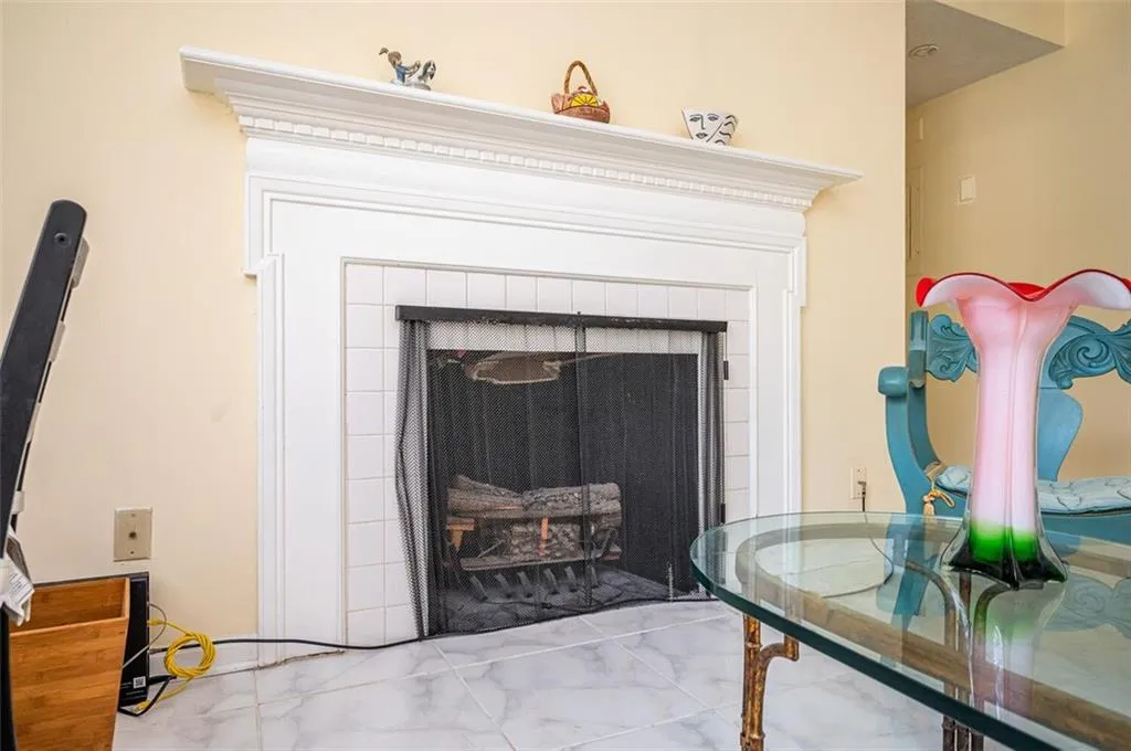 325 Winding River Drive Unit C, Sandy Springs, Georgia 30350, 2 Bedrooms Bedrooms, ,2 BathroomsBathrooms,Residential,Sold,325 Winding River Drive Unit C,6943507
