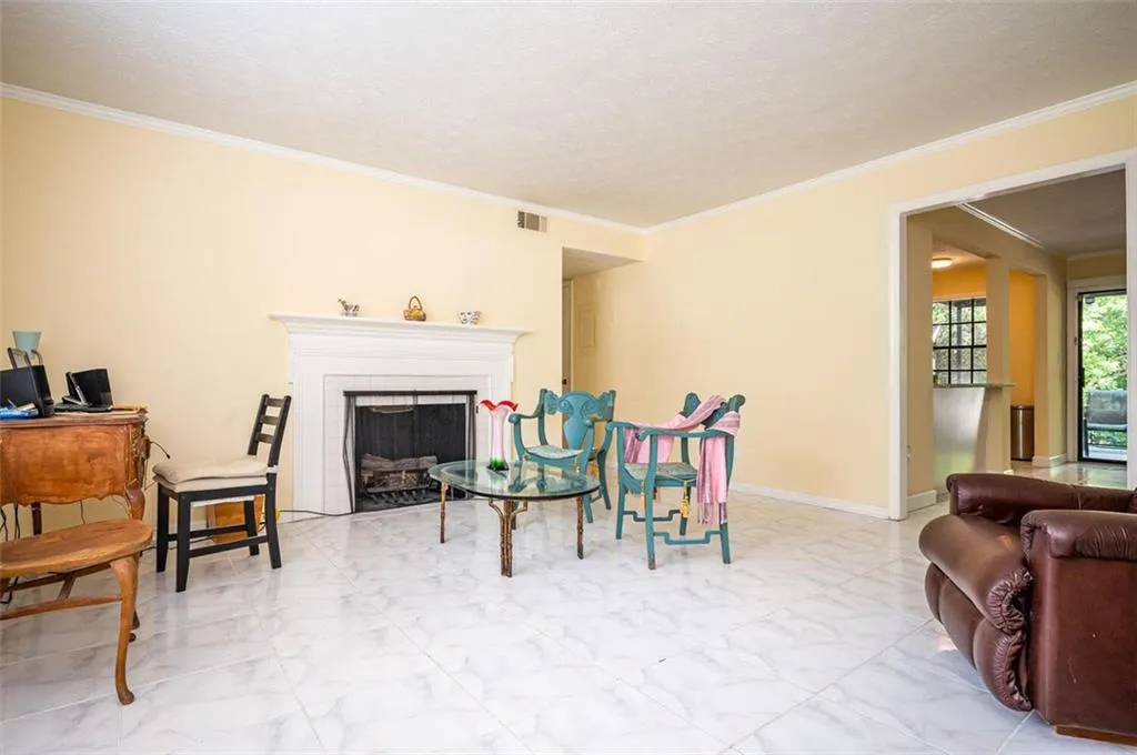 325 Winding River Drive Unit C, Sandy Springs, Georgia 30350, 2 Bedrooms Bedrooms, ,2 BathroomsBathrooms,Residential,Sold,325 Winding River Drive Unit C,6943507