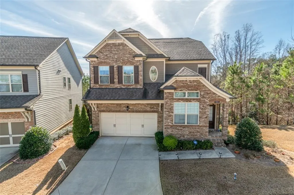 7605 Highland Bluff, Atlanta, Georgia 30328, 4 Bedrooms Bedrooms, ,3 BathroomsBathrooms,Residential,Sold,7605 Highland Bluff,6676810
