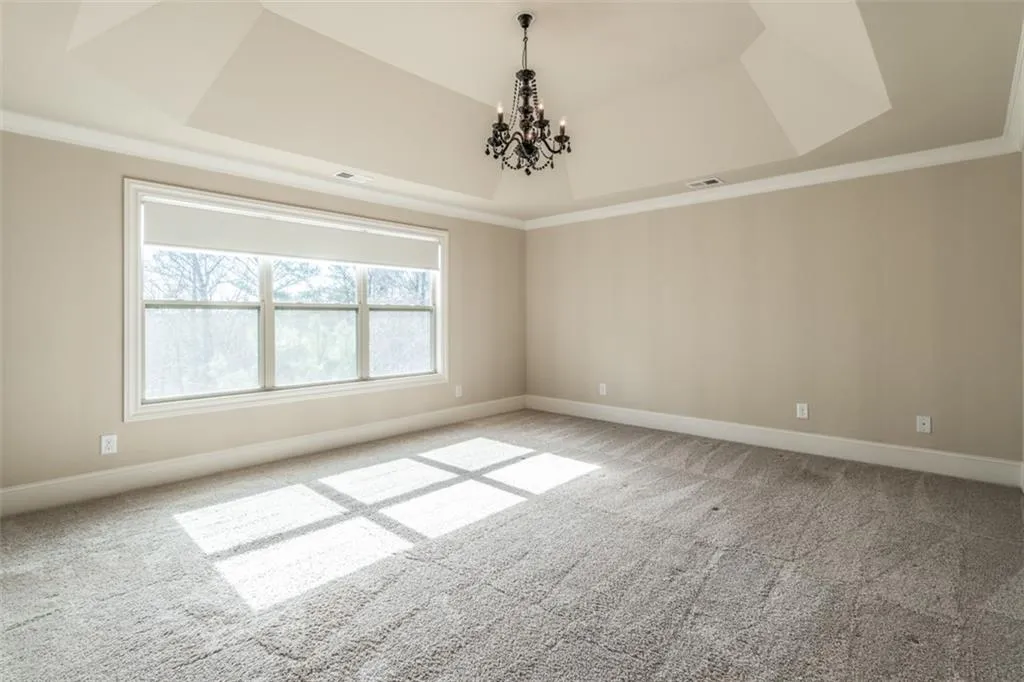 7605 Highland Bluff, Atlanta, Georgia 30328, 4 Bedrooms Bedrooms, ,3 BathroomsBathrooms,Residential,Sold,7605 Highland Bluff,6676810