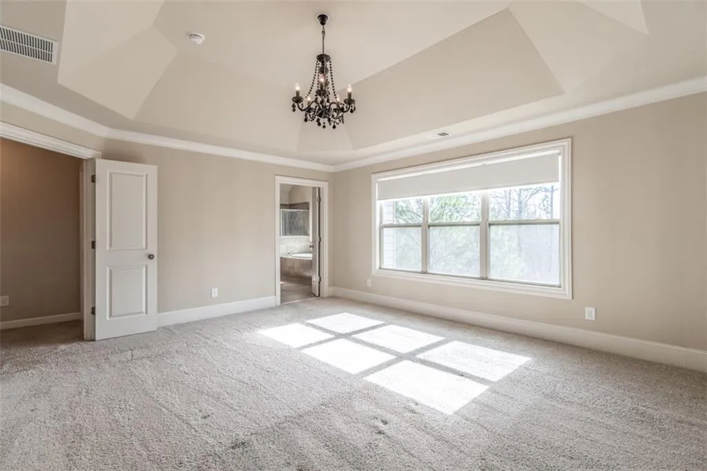 7605 Highland Bluff, Atlanta, Georgia 30328, 4 Bedrooms Bedrooms, ,3 BathroomsBathrooms,Residential,Sold,7605 Highland Bluff,6676810