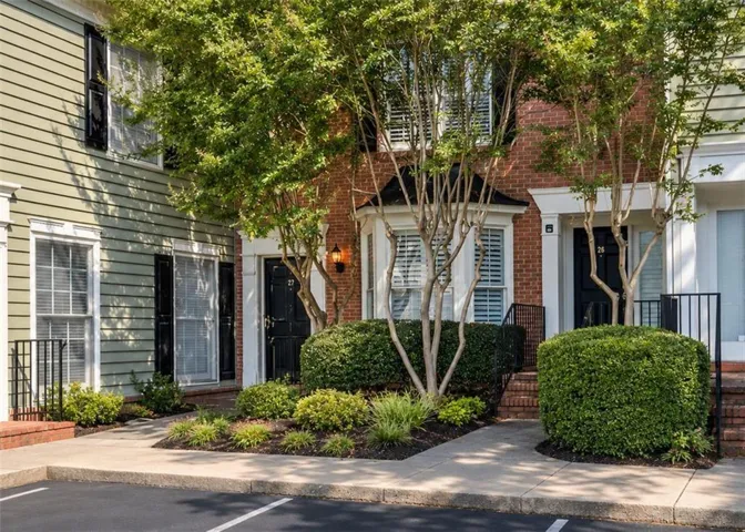 27 Mount Vernon Circle, Atlanta, Georgia 30338