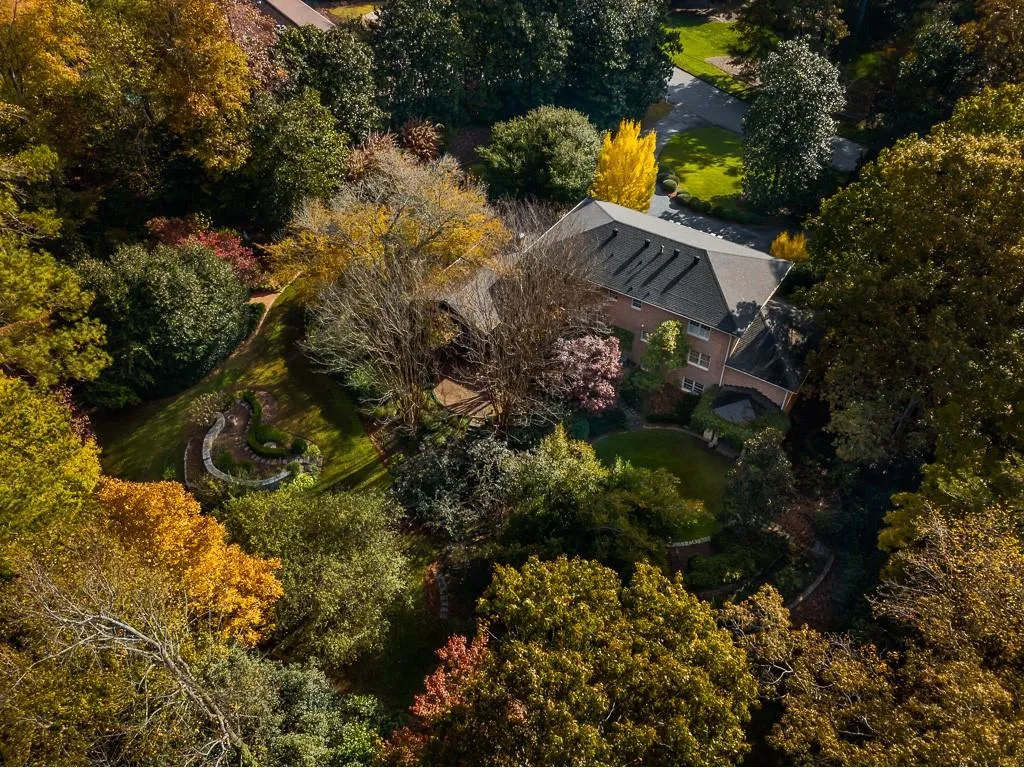 8015 Monticello Drive, Sandy Springs, Georgia 30350, 5 Bedrooms Bedrooms, ,4 BathroomsBathrooms,Residential,Sold,8015 Monticello Drive,6653544