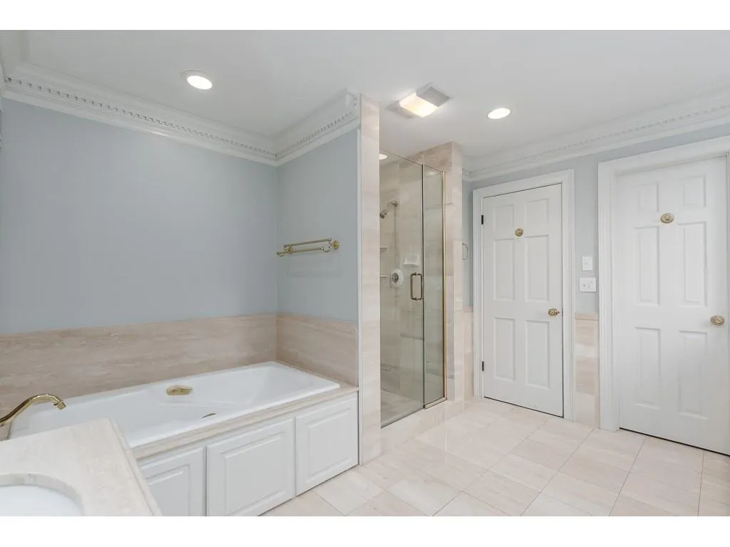 8015 Monticello Drive, Sandy Springs, Georgia 30350, 5 Bedrooms Bedrooms, ,4 BathroomsBathrooms,Residential,Sold,8015 Monticello Drive,6653544