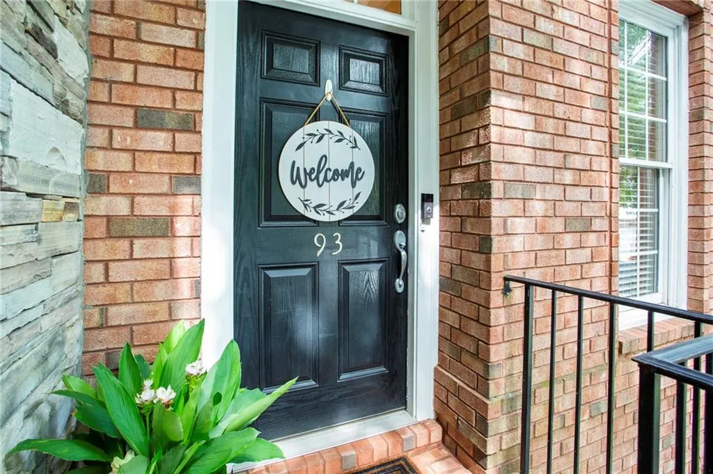 93 Chemin De Vie, Atlanta, Georgia 30342, 3 Bedrooms Bedrooms, ,3 BathroomsBathrooms,Residential,Sold,93 Chemin De Vie,7056999
