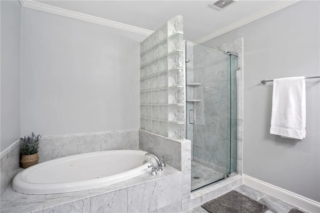 93 Chemin De Vie, Atlanta, Georgia 30342, 3 Bedrooms Bedrooms, ,3 BathroomsBathrooms,Residential,Sold,93 Chemin De Vie,7056999