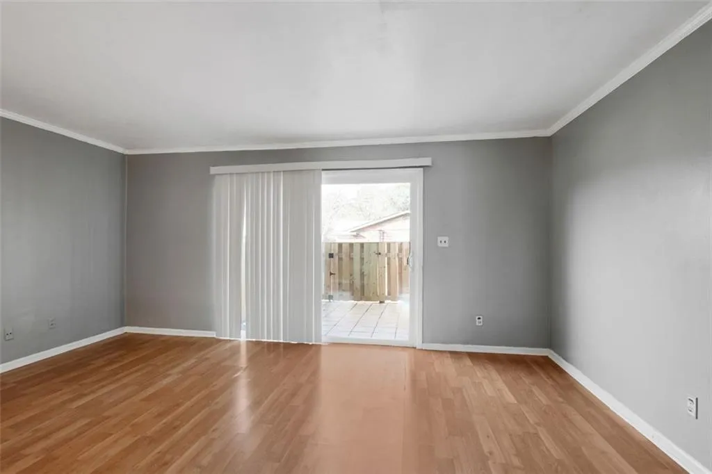 5617 Kingsport Drive, Atlanta, Georgia 30342, 2 Bedrooms Bedrooms, ,1 BathroomBathrooms,Residential,Sold,5617 Kingsport Drive,6986720