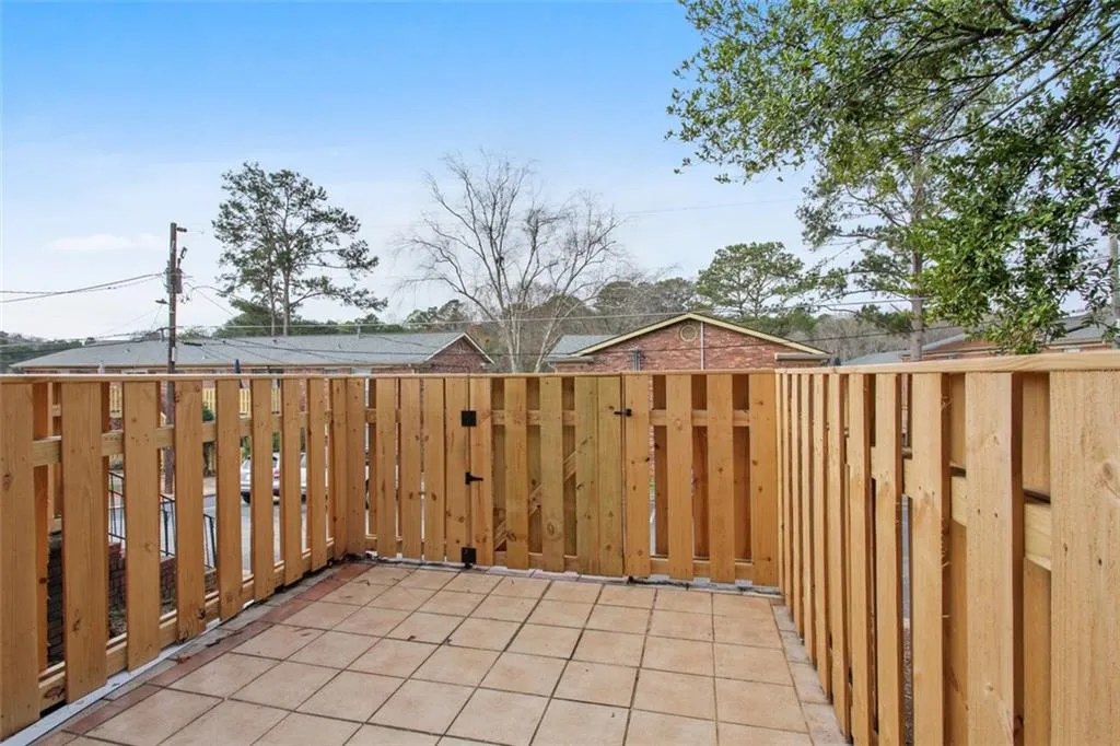 5617 Kingsport Drive, Atlanta, Georgia 30342, 2 Bedrooms Bedrooms, ,1 BathroomBathrooms,Residential,Sold,5617 Kingsport Drive,6986720