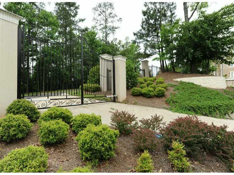 0000 Jett Ferry Road, Atlanta, Georgia 30350, 3 Bedrooms Bedrooms, ,4 BathroomsBathrooms,Residential,Sold,0000 Jett Ferry Road,4334023 0000 Jett Ferry Road, Atlanta, Georgia 30350, 3 Bedrooms Bedrooms, ,4 BathroomsBathrooms,Residential,Sold,0000 Jett Ferry Road,4334023