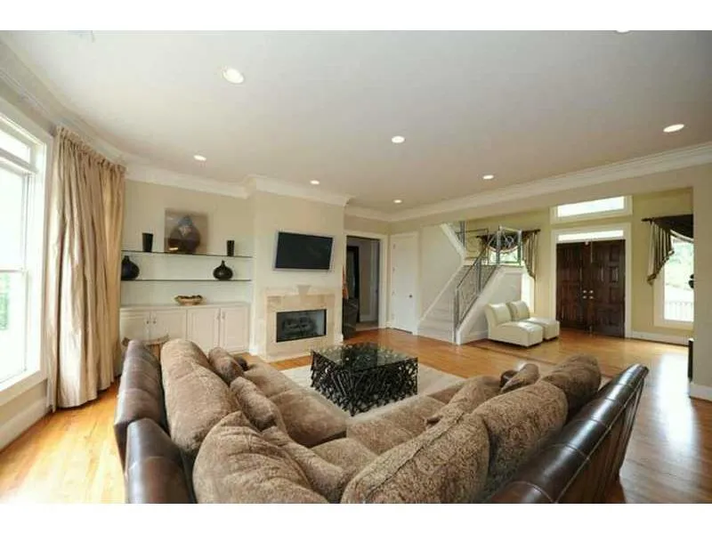 0000 Jett Ferry Road, Atlanta, Georgia 30350, 3 Bedrooms Bedrooms, ,4 BathroomsBathrooms,Residential,Sold,0000 Jett Ferry Road,4334023 0000 Jett Ferry Road, Atlanta, Georgia 30350, 3 Bedrooms Bedrooms, ,4 BathroomsBathrooms,Residential,Sold,0000 Jett Ferry Road,4334023