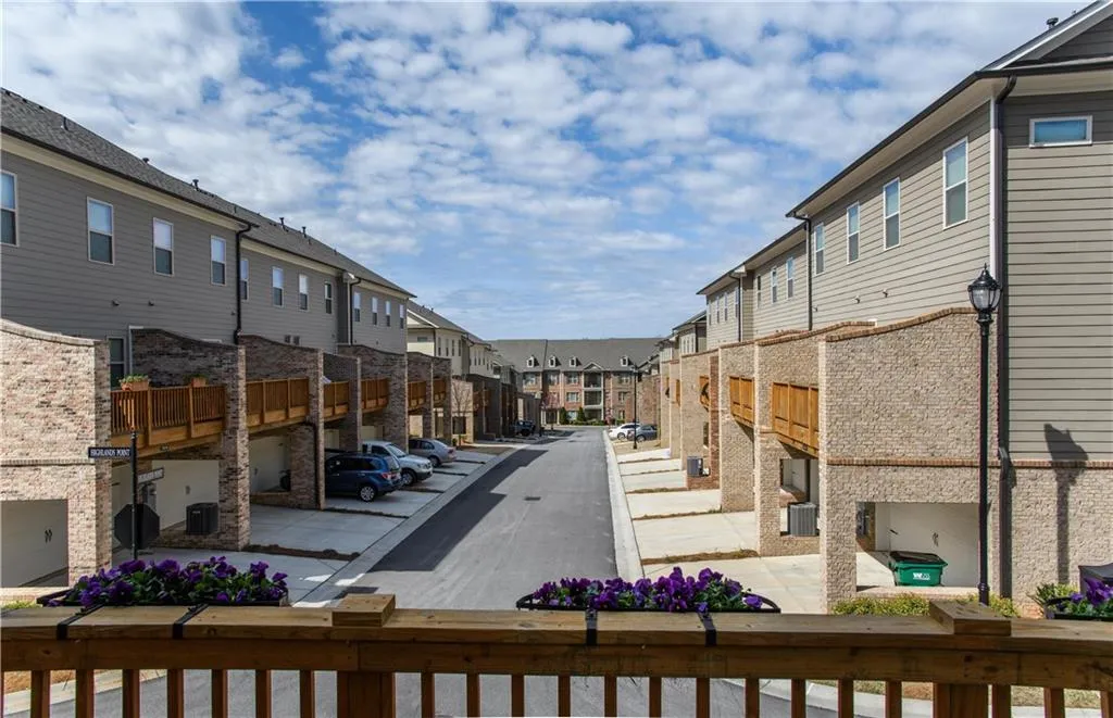 7536 Highlands Point Unit 173, Sandy Springs, Georgia 30328, 3 Bedrooms Bedrooms, ,3 BathroomsBathrooms,Residential,Sold,7536 Highlands Point Unit 173,5817577