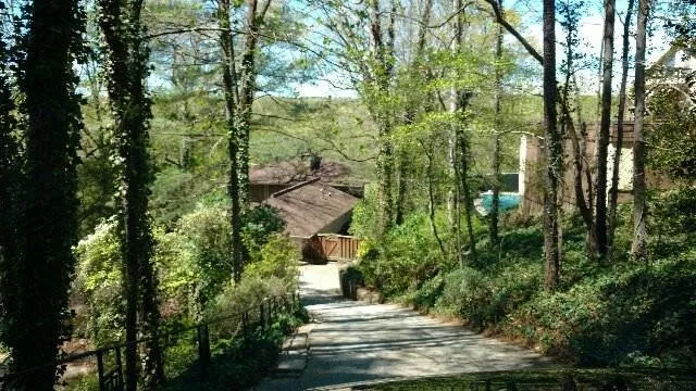 215 River North Drive, Sandy Springs, Georgia 30328, 5 Bedrooms Bedrooms, ,4 BathroomsBathrooms,Residential,Sold,215 River North Drive,5837702