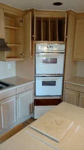 215 River North Drive, Sandy Springs, Georgia 30328, 5 Bedrooms Bedrooms, ,4 BathroomsBathrooms,Residential,Sold,215 River North Drive,5837702