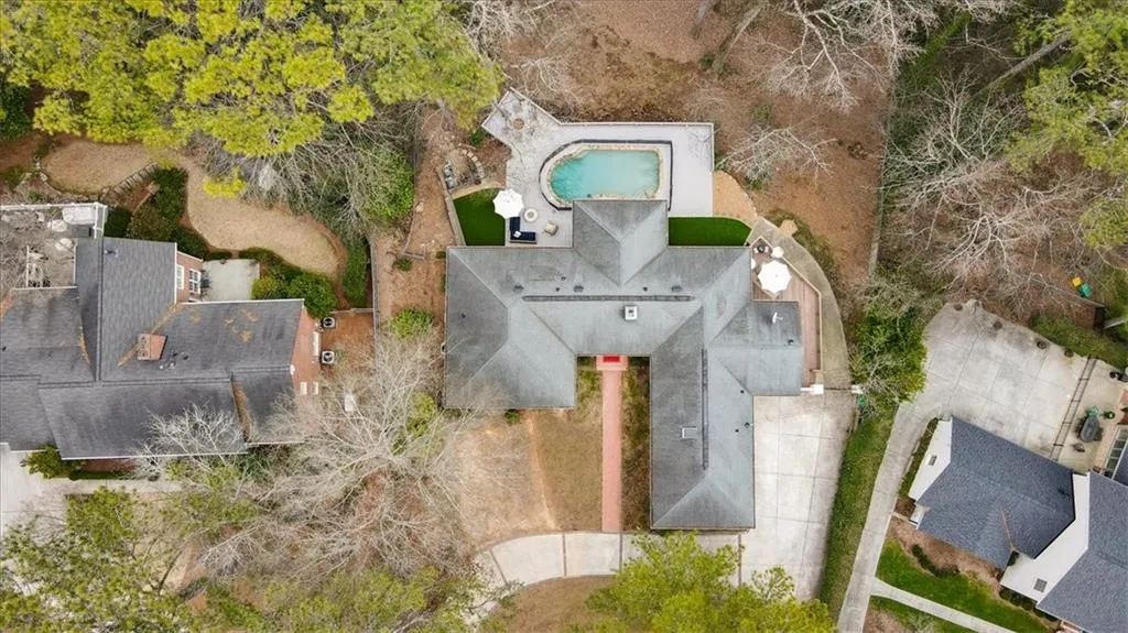 6125 Weatherly Drive, Atlanta, Georgia 30328, 4 Bedrooms Bedrooms, ,4 BathroomsBathrooms,Residential,Sold,6125 Weatherly Drive,7710531