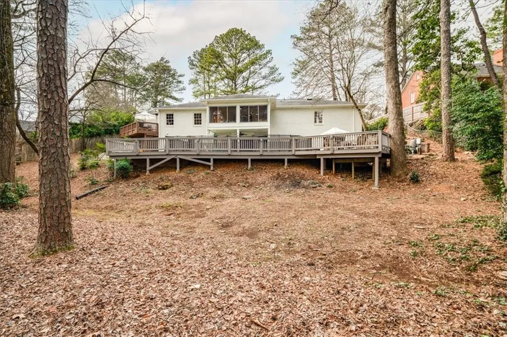 6125 Weatherly Drive, Atlanta, Georgia 30328, 4 Bedrooms Bedrooms, ,4 BathroomsBathrooms,Residential,Sold,6125 Weatherly Drive,7710531