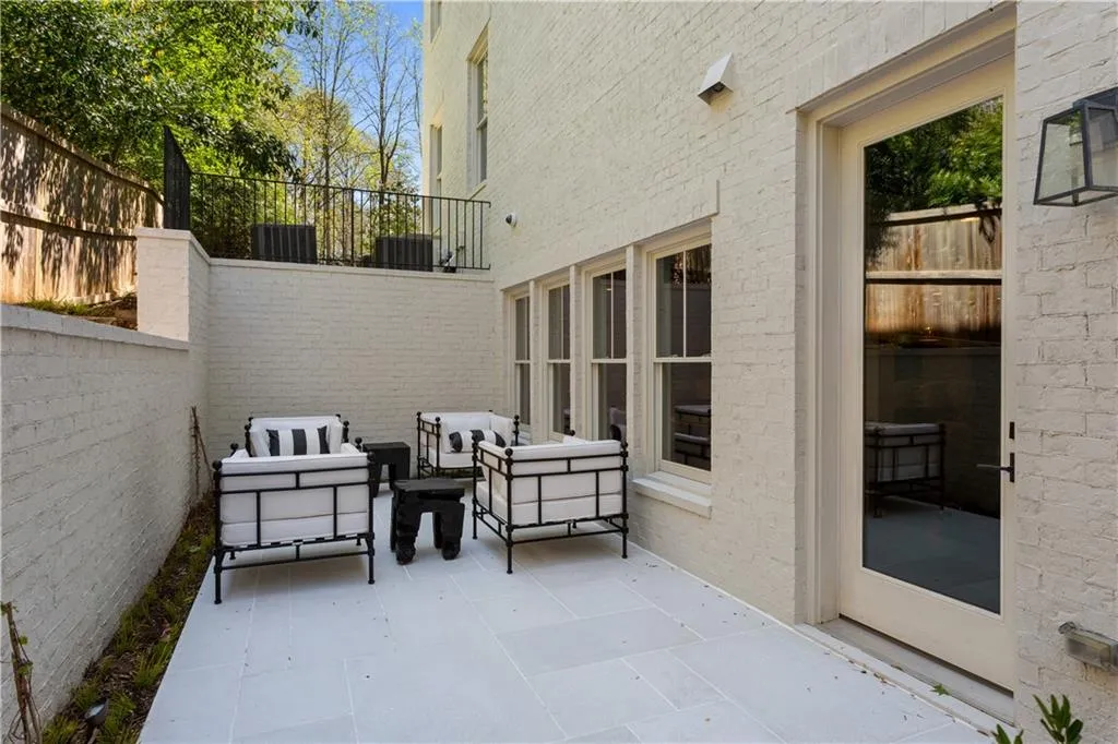 5217 Lake Forrest Drive, Atlanta, Georgia 30342, 6 Bedrooms Bedrooms, ,6 BathroomsBathrooms,Residential,Sold,5217 Lake Forrest Drive,6863703