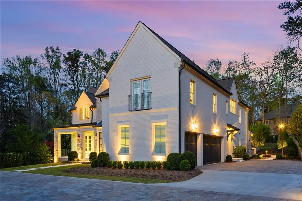 5217 Lake Forrest Drive, Atlanta, Georgia 30342, 6 Bedrooms Bedrooms, ,6 BathroomsBathrooms,Residential,Sold,5217 Lake Forrest Drive,6863703