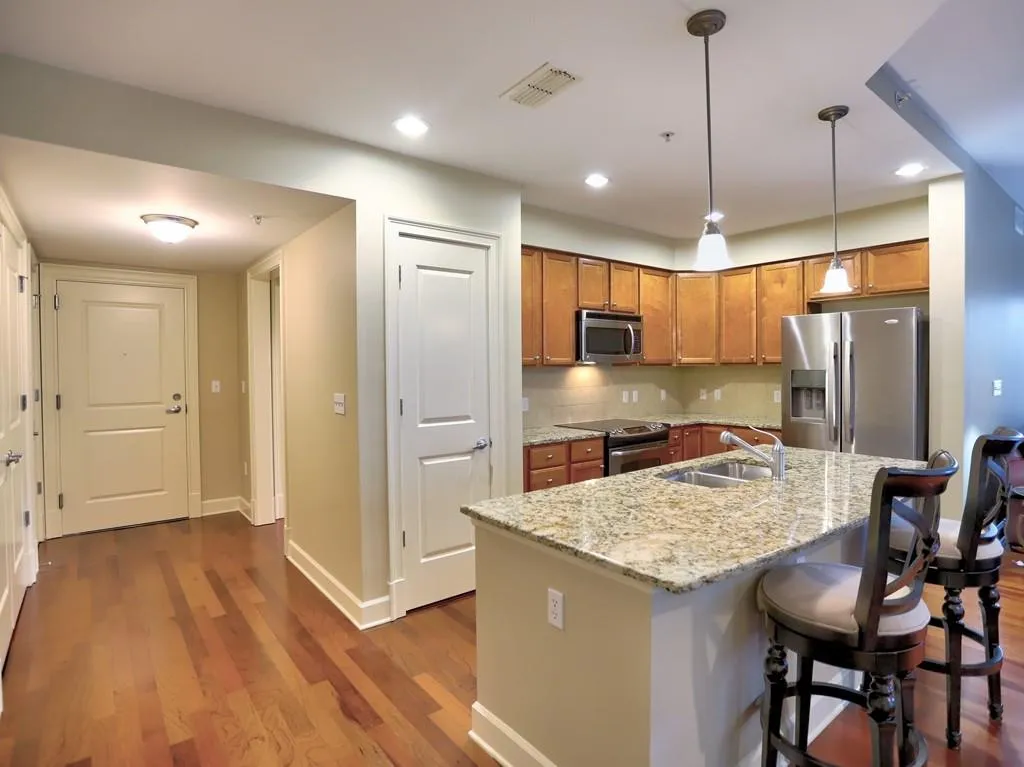 200 River Vista Drive Unit 424, Atlanta, Georgia 30339, 2 Bedrooms Bedrooms, ,2 BathroomsBathrooms,Residential,Sold,200 River Vista Drive Unit 424,6113239