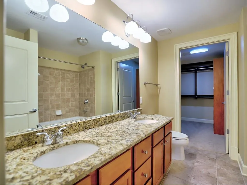 200 River Vista Drive Unit 424, Atlanta, Georgia 30339, 2 Bedrooms Bedrooms, ,2 BathroomsBathrooms,Residential,Sold,200 River Vista Drive Unit 424,6113239