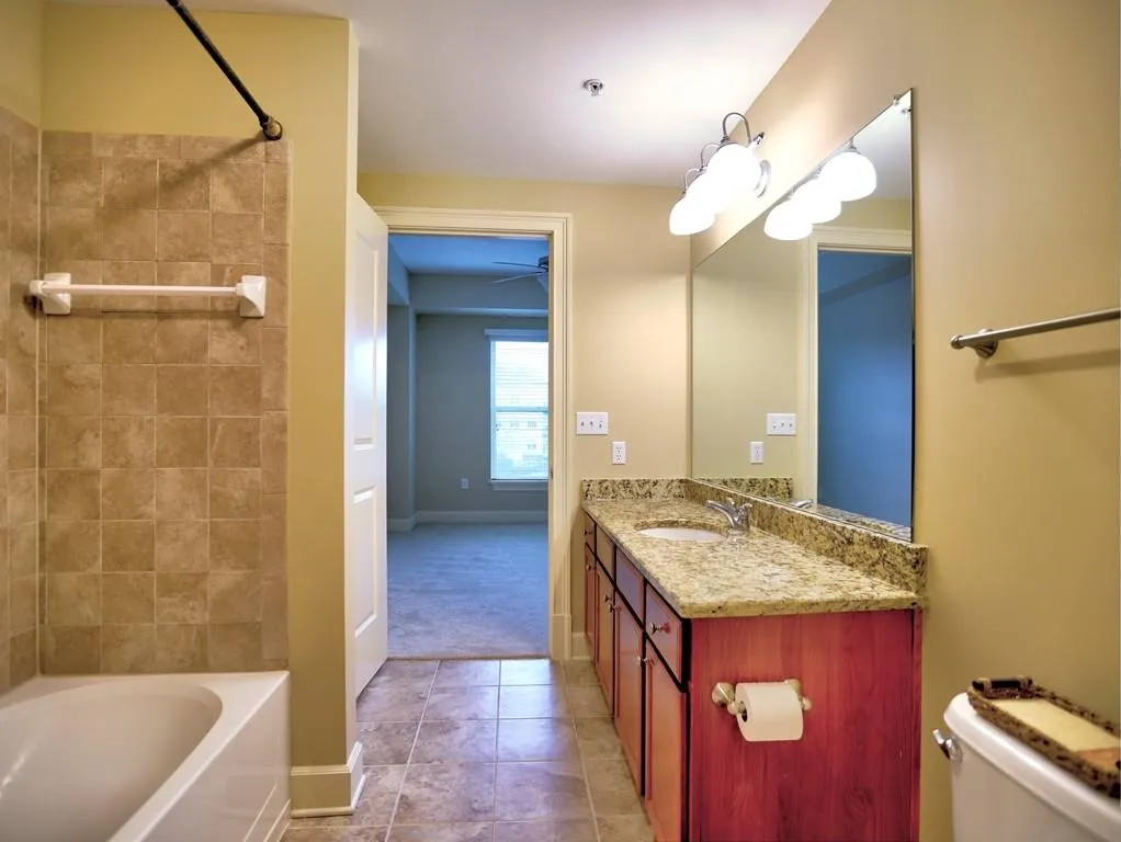 200 River Vista Drive Unit 424, Atlanta, Georgia 30339, 2 Bedrooms Bedrooms, ,2 BathroomsBathrooms,Residential,Sold,200 River Vista Drive Unit 424,6113239