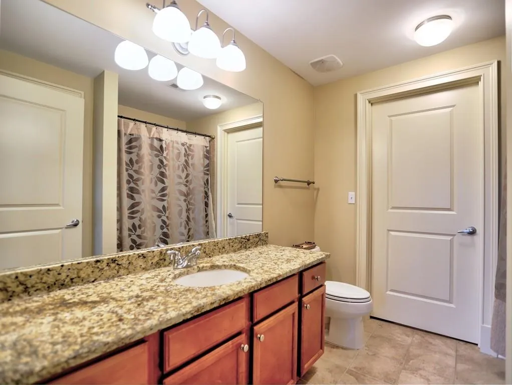 200 River Vista Drive Unit 424, Atlanta, Georgia 30339, 2 Bedrooms Bedrooms, ,2 BathroomsBathrooms,Residential,Sold,200 River Vista Drive Unit 424,6113239