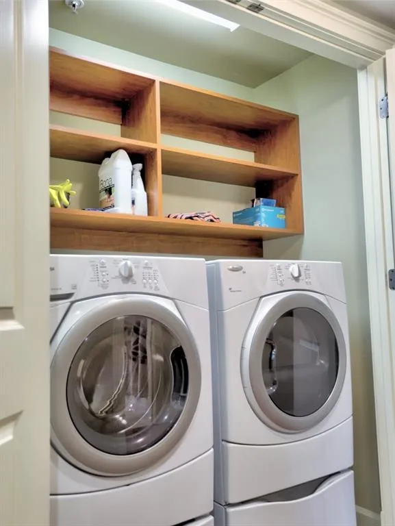 200 River Vista Drive Unit 424, Atlanta, Georgia 30339, 2 Bedrooms Bedrooms, ,2 BathroomsBathrooms,Residential,Sold,200 River Vista Drive Unit 424,6113239